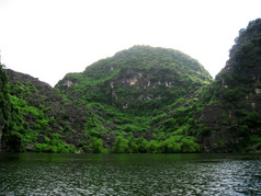 景观与moutain和河页安保兵越南