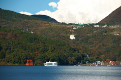 芦之湖箱根日本秋天旅游季节