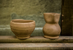 工匠粘土锅传统的艺术细节手工制作的粘土容器