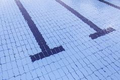 细节夏天池为游泳体育运动细节和潜水