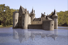 照片的城堡的sully-sur-Loire的loiret