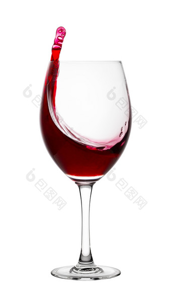 飞溅红色的酒玻璃孤立的白色背景飞溅红色的酒玻璃