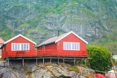 挪威岛努斯峡湾小钓鱼村