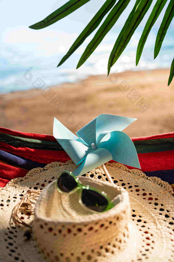 沙滩遮阳帽