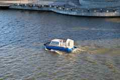 气垫船莫斯科河