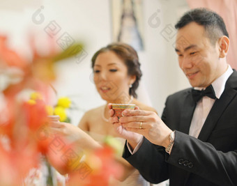 传统的中国人婚礼茶仪式