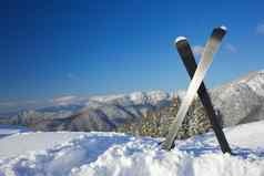 滑雪板山