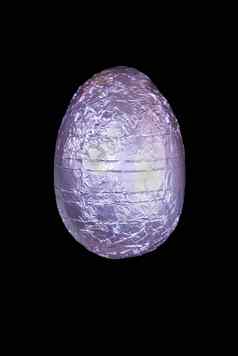 紫色的巧克力复活节蛋