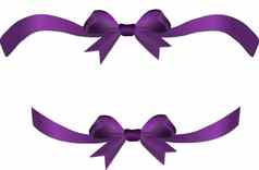 紫色的弓丝带礼物心孤立的