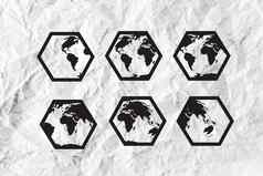 全球地球图标主题的想法设计皱巴巴的纸