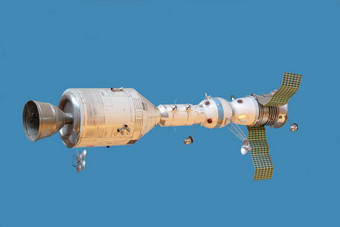 模型连接宇宙飞船阿波罗联盟号