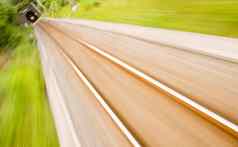 铁路跟踪高速度运动模糊