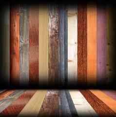 色彩斑斓的木木板房间室内
