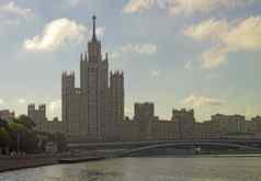 莫斯科城市中心高层建筑塔日出