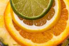 切片机减少色彩斑斓的柑橘类水果关闭