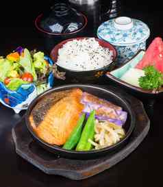 日本厨房热板鱼背景