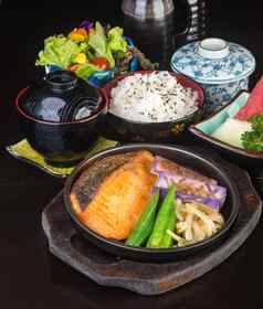 日本厨房热板鱼背景