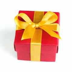单红色的礼物盒子金丝带