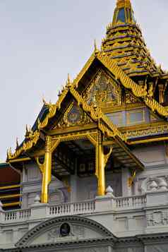 泰国曼谷雨寺庙阳台