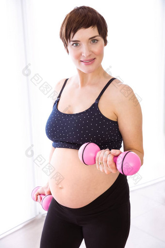 怀孕了女人保持形状