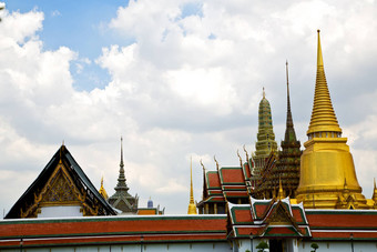 泰国亚洲曼谷雨寺庙黄金