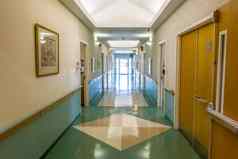 医院走廊室内体系结构完成走廊