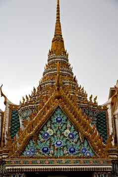 泰国曼谷雨寺庙摘要什么宫殿