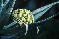 美丽的婚礼花束花