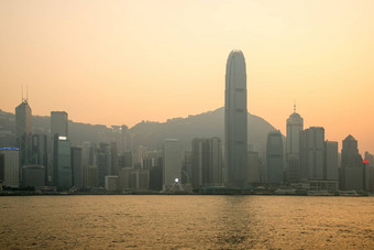 在<strong>香港香港</strong>城市景观晚上视图维多利亚港口在<strong>香港香港</strong>