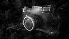 古董照片相机黑色的背景