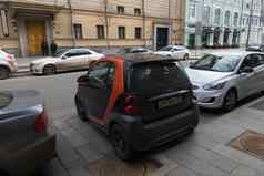 停车街道莫斯科小汽车