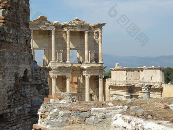 古老的罗马图书馆以弗所建