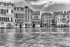 风景优美的体系结构大运河威尼斯意大利