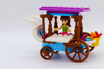 泰国<strong>玩具车模</strong>型女孩
