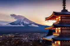 美丽的具有里程碑意义的富士山Chureito宝塔日落日本