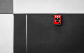 火报警黑色的白色混凝土墙警告安全系统紧急设备安全警报红色的盒子火报警墙学校医院工厂办公室公寓首页