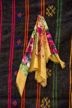 turksih传统的女人围巾刺绣