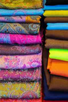 例子织物颜色类型