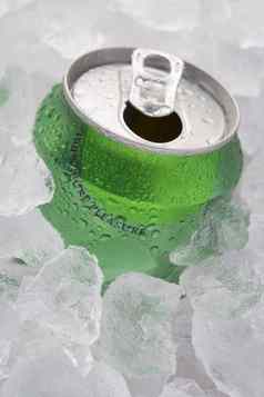 绿色碳酸软喝集冰环拉