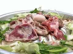 泰国烧烤自助餐猪肉肉蔬菜锅白色引入