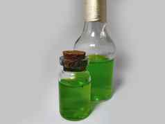 药水绿色液体炼金术集烧瓶小玻璃瓶彩色的液体游戏角色玩魔法药水软木塞塞拉普瓶药水颜色瓶