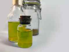 药水黄色的液体炼金术集烧瓶小玻璃瓶彩色的液体游戏角色玩魔法药水软木塞塞拉普瓶药水颜色瓶