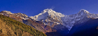 安纳普尔纳峰南日丘里安纳普尔纳峰保护区域喜马拉雅山脉尼泊尔