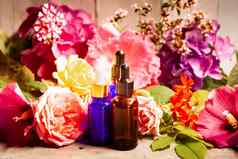 花瓶至关重要的油芳香疗法