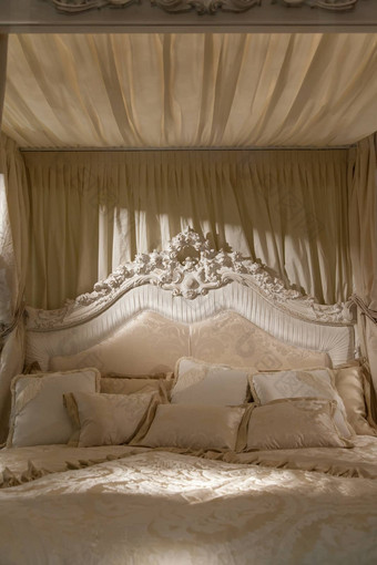 浪漫的卧室