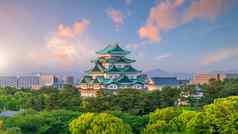 名古屋城堡城市天际线日本