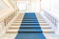 美丽的巴洛克式的楼梯欧洲位于夫人宫宫殿夫人都灵意大利室内奢侈品玻璃球窗户走廊