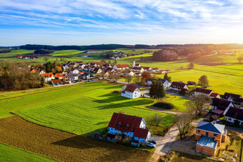 空中视图兰伯特斯豪森村巴伐利亚德国图片空中视图无人机村兰伯特斯豪森北巴伐利亚德国