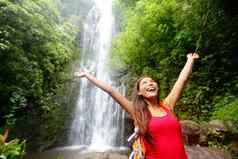 夏威夷女人旅游兴奋瀑布