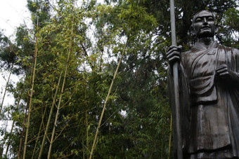 雕像竹子森林寺庙